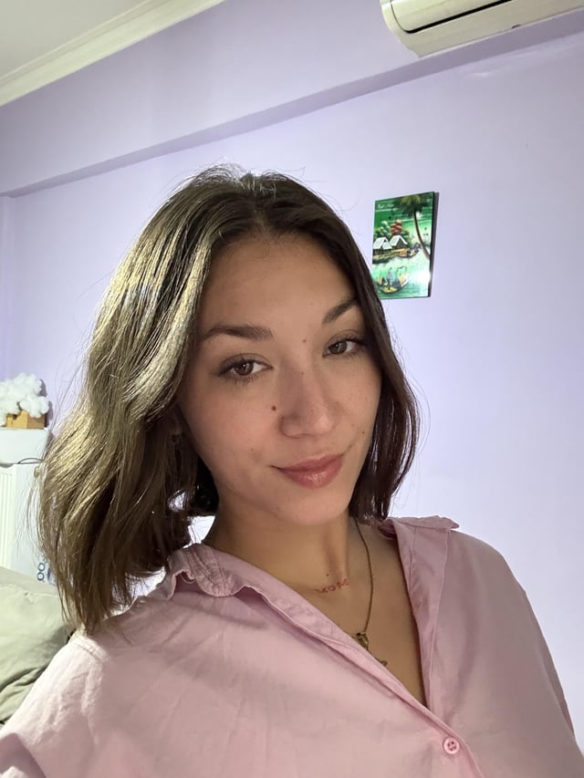 files/sunday-home-selfies-24f-v0-2ouad3z3h4pe1.jpg